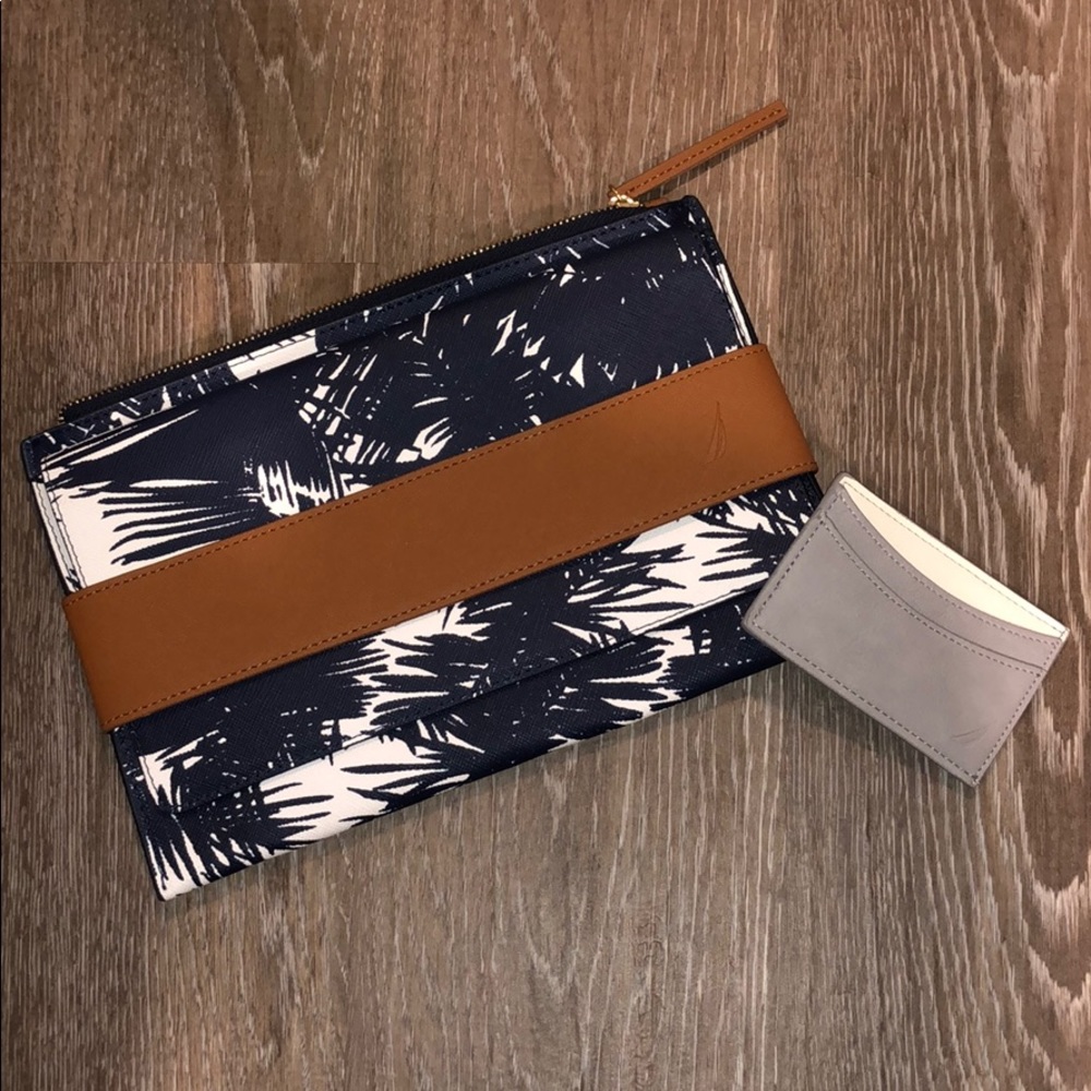 Nautica Clutch w/ Cardholder